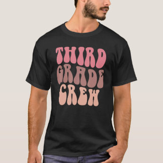 Zurückziehen des dritten Crew-Lehrers der dritten T-Shirt