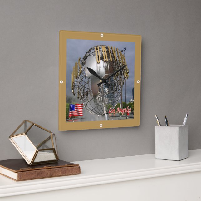 zUS165 UNIVERSELL STUDIO, Los Angeles, Quadratische Wanduhr (Büro)