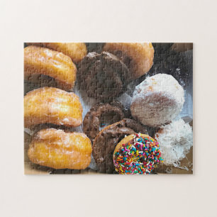 Zusammengesetzte Donuts in einer Schachtel