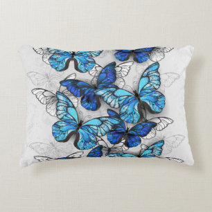 Zusammensetzung von White und Blue Butterflies Dekokissen