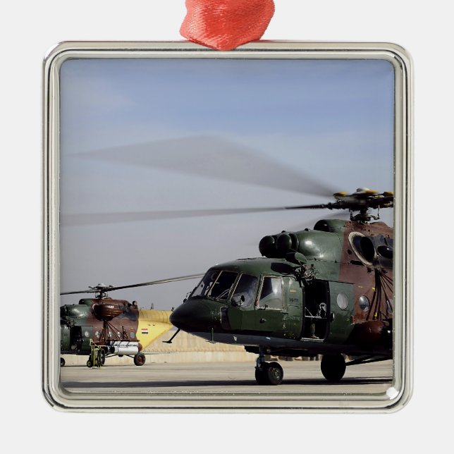 Zwei Angesagte Hubschrauber der mittleren Generati Silbernes Ornament (Vorne)