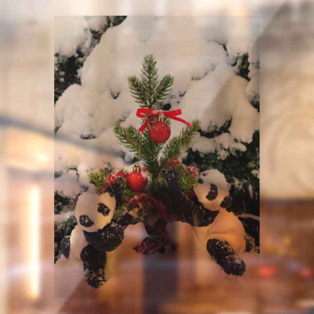 Zwei Babypandas und ihr Weihnachtsbaum Fensteraufkleber (Blatt 2)