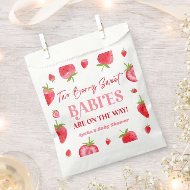 Zwei Berry Sweet Babies Strawberry Twin Baby Dusch Geschenktütchen (Ausgeschnitten)