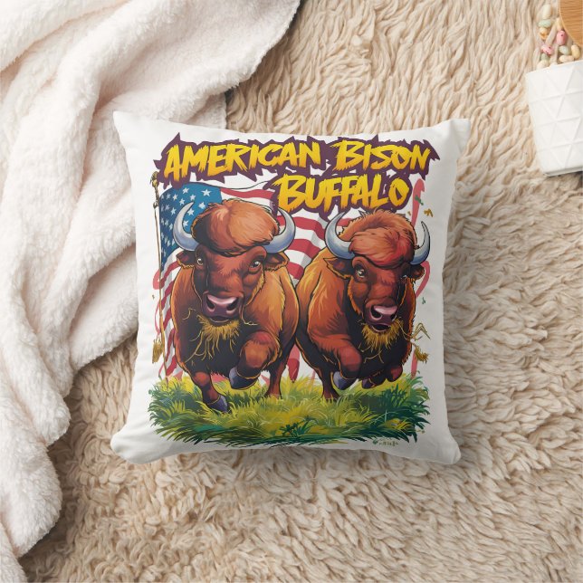 Zwei Bison Stehend vor amerikanischer Flagge Kissen (Decke)