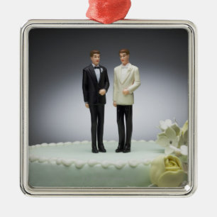 Zwei Bräutigamfigürchen auf Hochzeitstorte Ornament Aus Metall