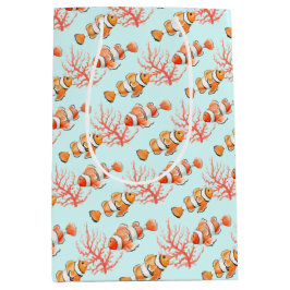 Zwei Clownfische oder Anemonefische mit Korallenge Mittlere Geschenktüte