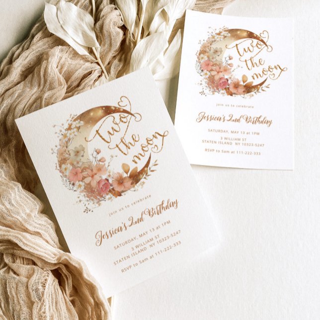 Zwei der goldfarbenen Mond pink Mädchen 2. Geburts Einladung (Von Creator hochgeladen)