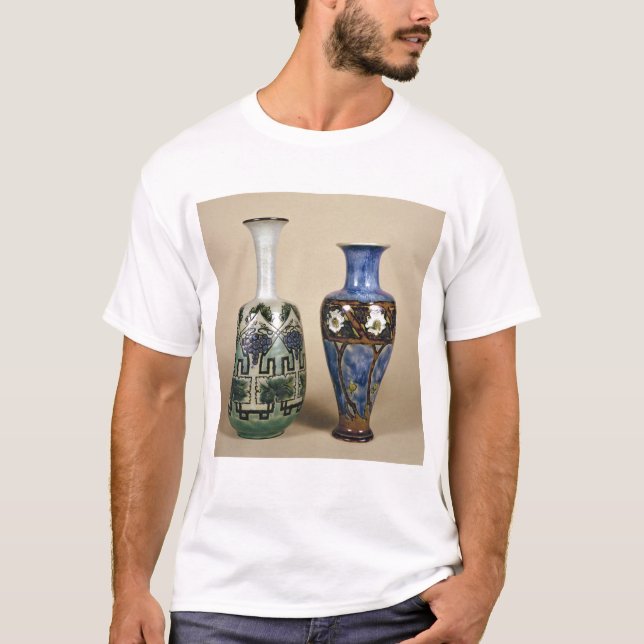 Zwei Doulton Vasen durch Eliza Simmance, c.1880 T-Shirt (Vorderseite)