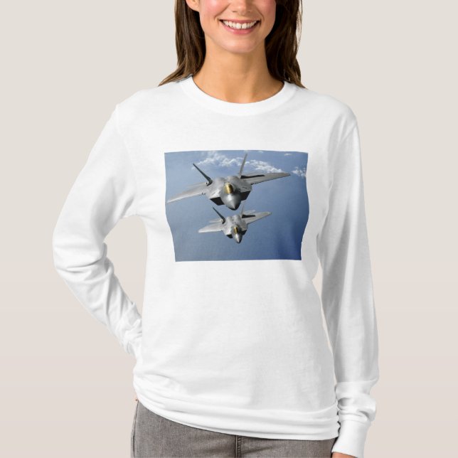 Zwei F-22-Raptoren fliegen über den Pazifik T-Shirt (Vorderseite)