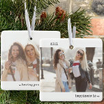 Zwei Fotos Glück ist Sie als ein Freund Minimalist Keramikornament<br><div class="desc">Minimalistische Ornamente mit Ihren individuellen Fotos und moderne Typografie im Schreibmaschinenstil. Das Design ist zweiseitig und die Vorlage ist für Sie bereit, um Ihre Fotos in voller Größe auf der Vorder- und Rückseite hinzuzufügen. Das Jahr und der Wortlaut sind vollständig editierbar - Sample-Formulierung lautet "Glück ist .. Sie als Freund...</div>
