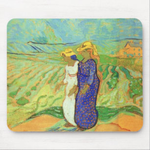 Zwei Frauen, die über die Felder gehen, von Vincen Mousepad