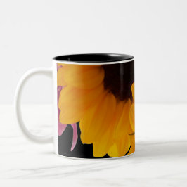 Zwei gelbe Sonnenblumen Zweifarbige Tasse