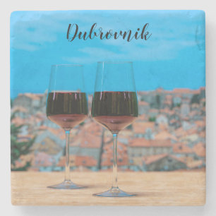Zwei Gläser Rotwein mit Blick auf Dubrovnik Steinuntersetzer