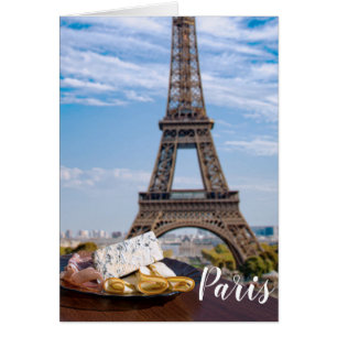 Zwei Gläser Wein im Café von Paris