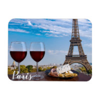 Zwei Gläser Wein im Café von Paris