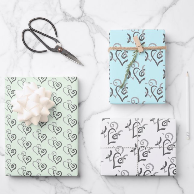 Zwei grau verknüpfte Herz-Muster Geschenkpapier Set (Vorderseite)