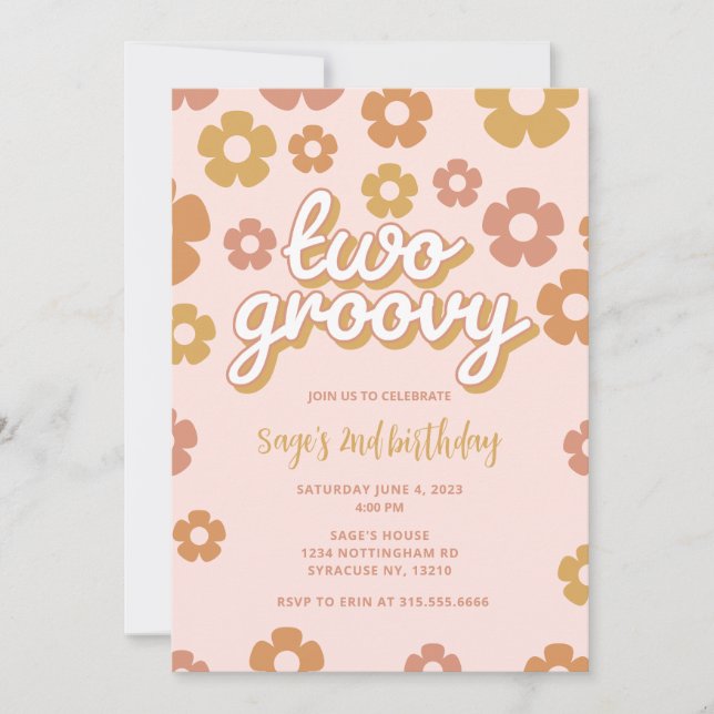 Zwei Groovy Boho Daisy 2. Geburtstag Einladung (Vorderseite)