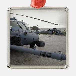 Zwei HH-60G pflastern Falken Silbernes Ornament