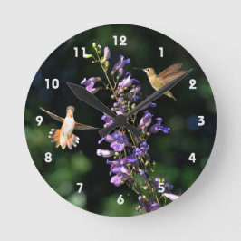 Zwei Hummingvögel fliegen mit Blume, Wall Clock Runde Wanduhr