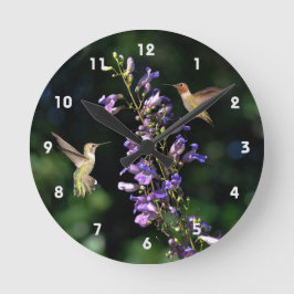 Zwei Hummingvögel fliegen mit Blume, Wall Clock Runde Wanduhr