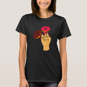 Zwei in Rosa, einer in der Stinkbombe Schocker Er T-Shirt