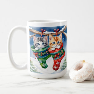 Zwei Kätzchen zu Weihnachten Strümpfe im Schnee Kaffeetasse