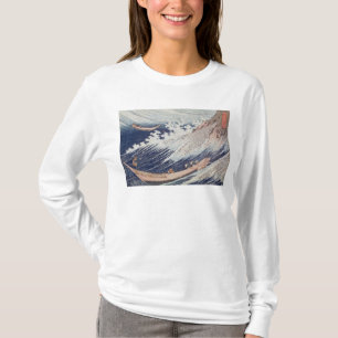 Zwei kleine Fischerboote auf dem Meer T-Shirt
