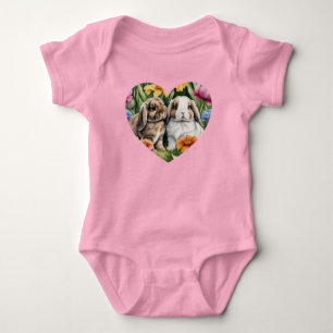 Zwei kleine Lop-Kaninchen Baby Strampler