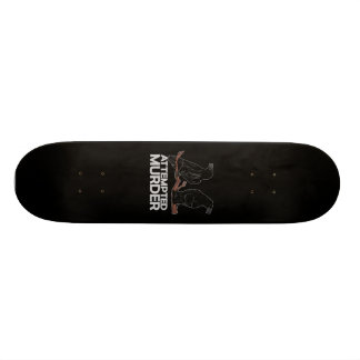 Zwei Krähen = verübter Mord Skateboard