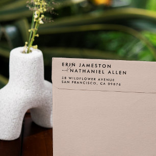 Zwei Namen und Handschrift Moderne Rücksendeadress Permastempel