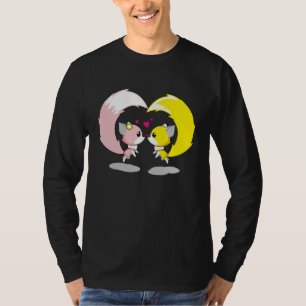 Zwei Niedliche Füchse schlugen sich zusammen und f T-Shirt