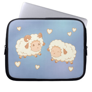 Zwei Niedliche kleine Schafe Ram Ewe auf Blue Laptopschutzhülle
