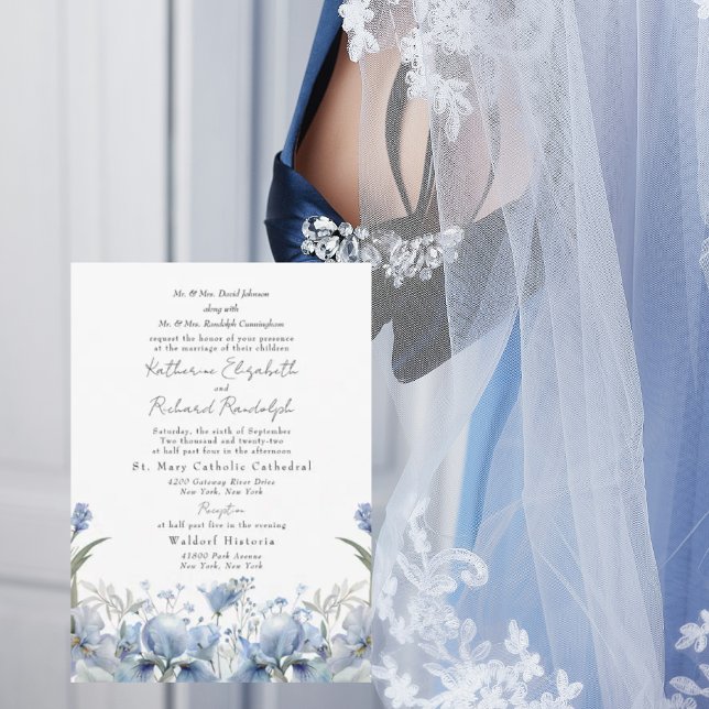 Zwei Orte Dusty Blue Floral Beide Eltern Hochzeit Einladung (Von Creator hochgeladen)
