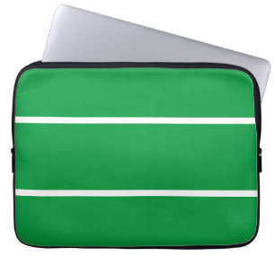 Zwei schlanke weiße Streifen Kelly Green Hintergru Laptopschutzhülle