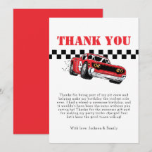 Zwei schnelle moderne Red Race Car Boy 2. Geburtst