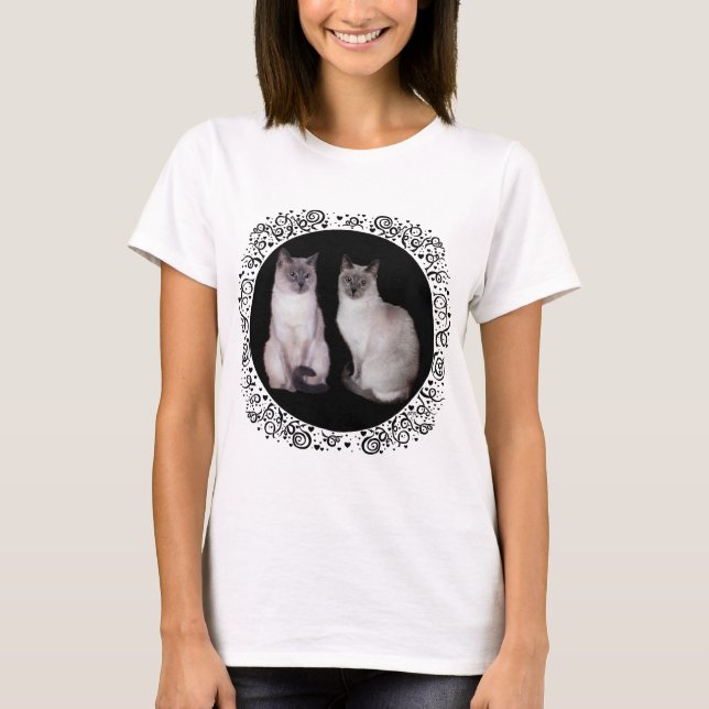 Zwei siamesische Katzen T-Shirt (Vorderseite)