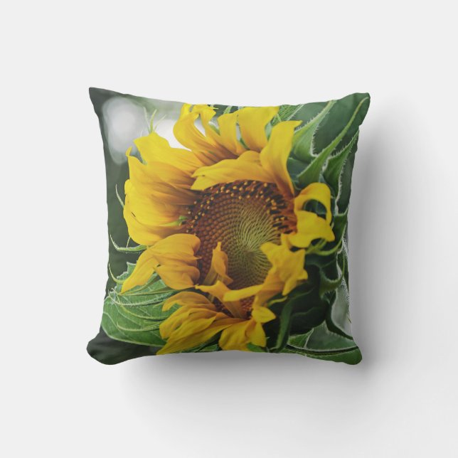 Zwei Sonnenblumen auf zwei Seiten Kissen (Vorderseite)