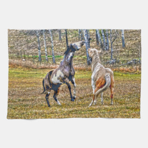 Zwei spielerische Pinto Paint Horses Equine Art De Küchentuch