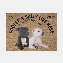 Zwei Staffordshire Bull Terriers Personalisiert Fußmatte