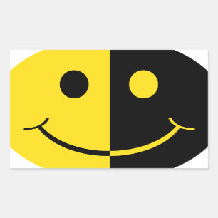 Zwei stellten Smiley gegenüber Rechteckiger Aufkleber