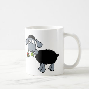 Zwei süße schwarze Schafe mit roten Blumen Kaffeetasse