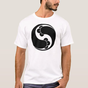 Zwei veränderte Nelkenwirbel T-Shirt