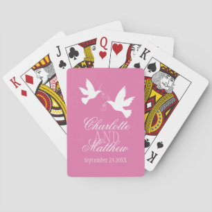 Zwei weiße Tauben rosa Hochzeitskarten spielen Spielkarten