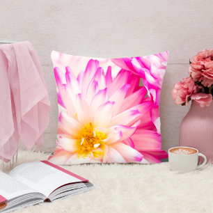 Zwei weiße und rosa Dahlien-Wurfkissen Kissen