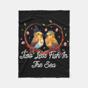 Zwei weniger Fische im Meer Hochzeit Pun Bride und Fleecedecke