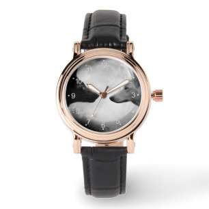 Zwei Wölfe stehen einander gegenüber Armbanduhr