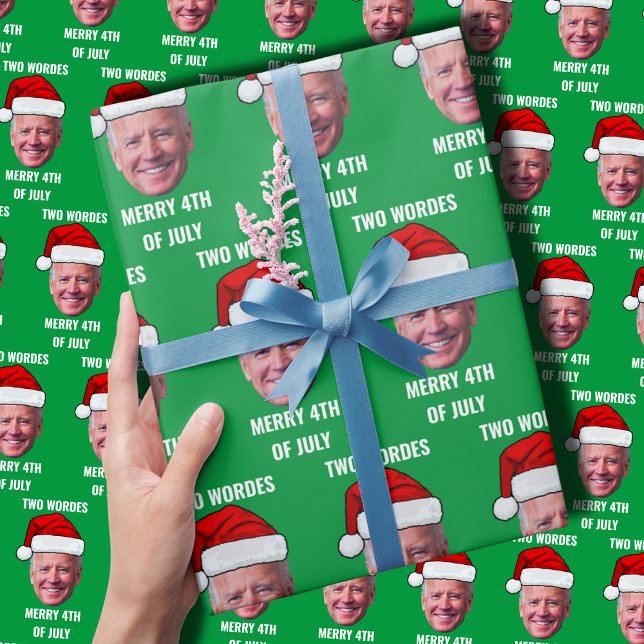 Zwei Worte frohe 4. Juli Joe Biden Weihnachten Geschenkpapier (Von Creator hochgeladen)