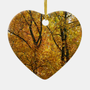 Zweige mit gelben Blättern in strahlendem Herbstla Keramik Ornament