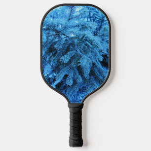 Zweige mit Schnee- und Frostkristallen bedeckt Pickleball Schläger