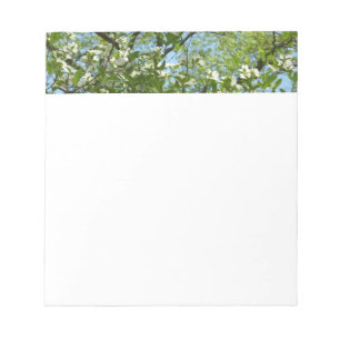 Zweige von Dogwood-Blüten Frühlingsbäume Notizblock
